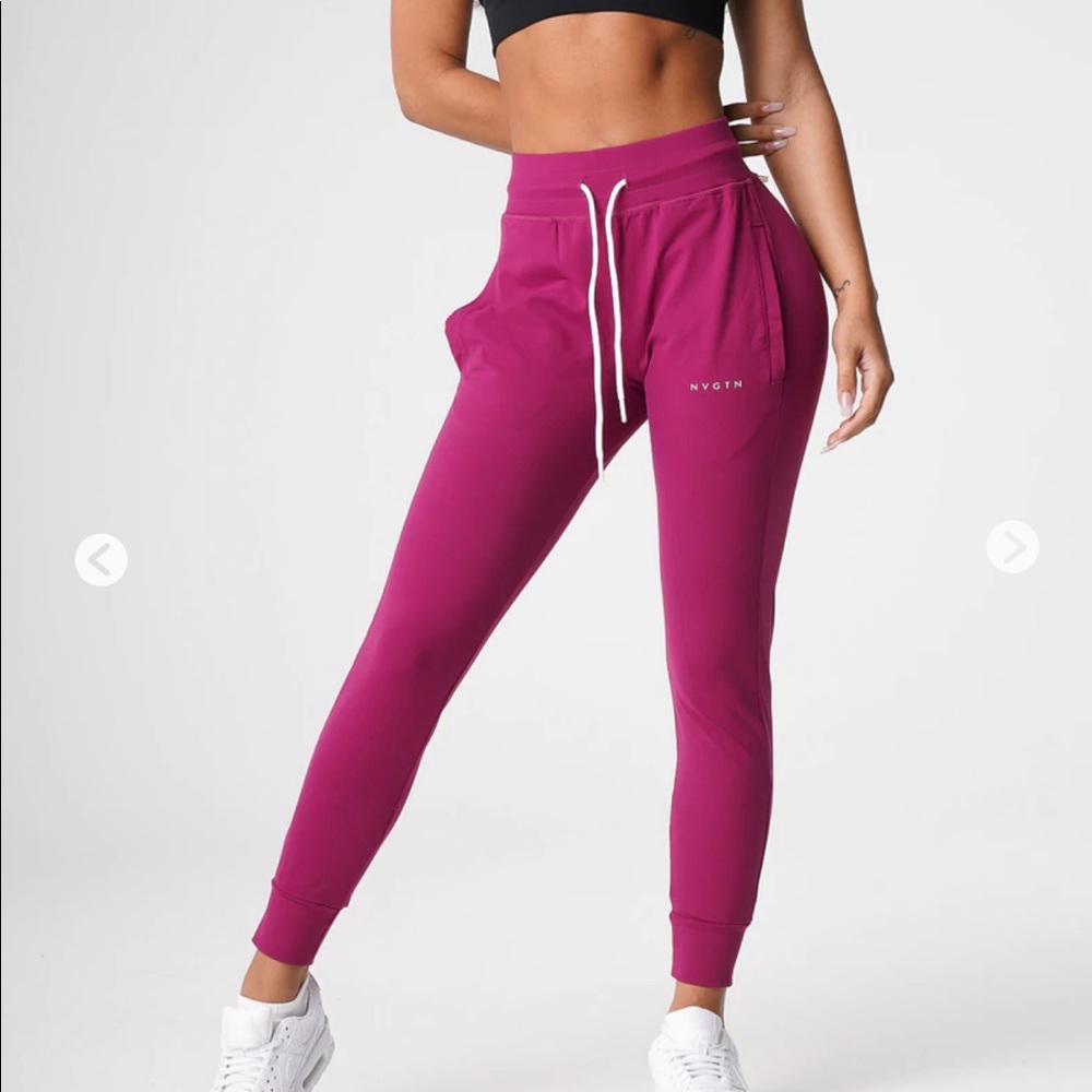 Not for sale. Looking for these in a size large